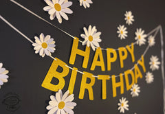 White Daisy and Happy Birthday Paper Party Decor