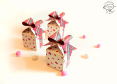 Set of 10 White Bow Gift Boxes