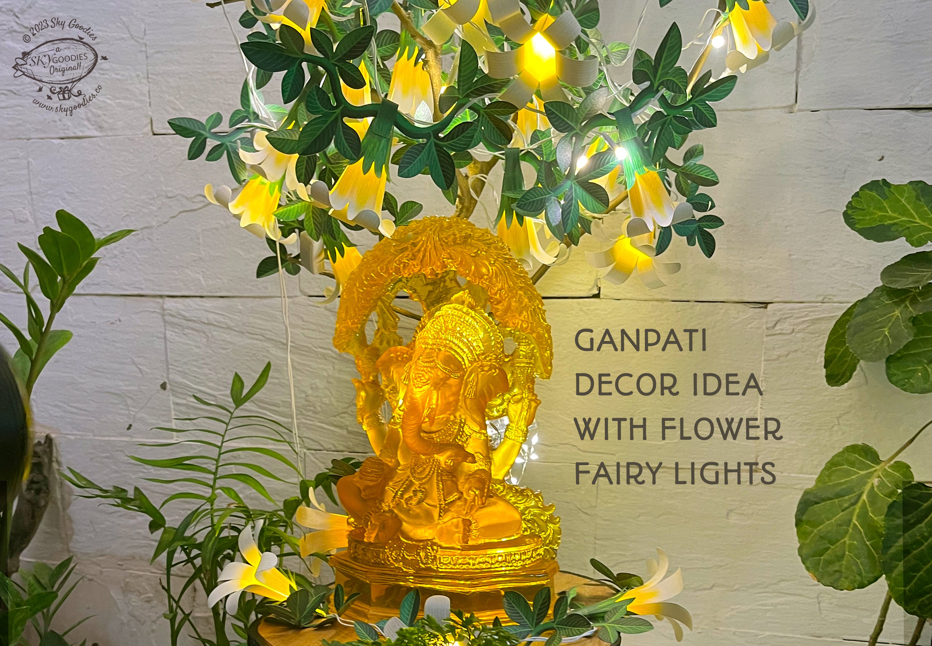 White Paper Flower Fairy Lights (12 flowers)
