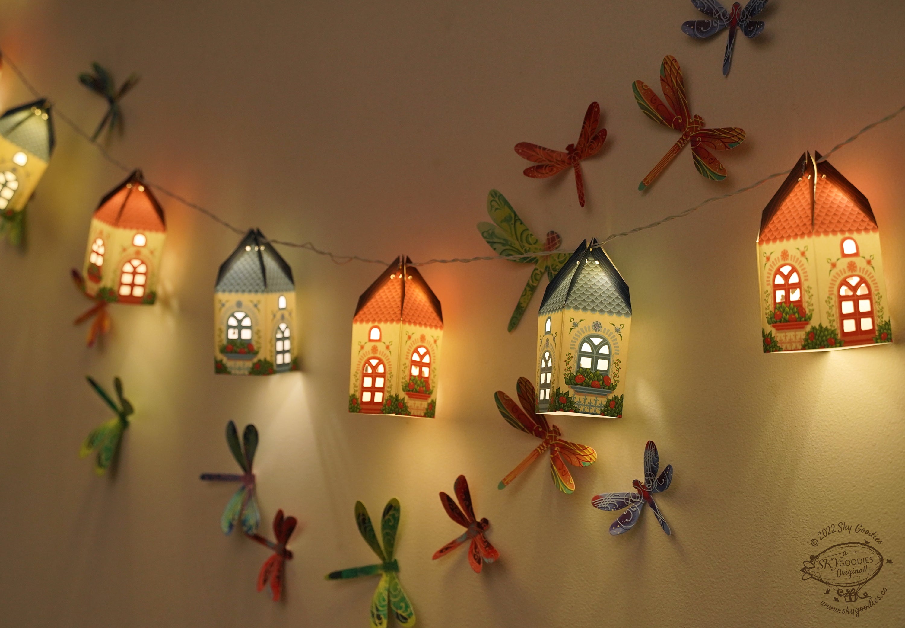 Paper Mini Happy Home Fairy Lights & Dragonflies Wall Decor Combo