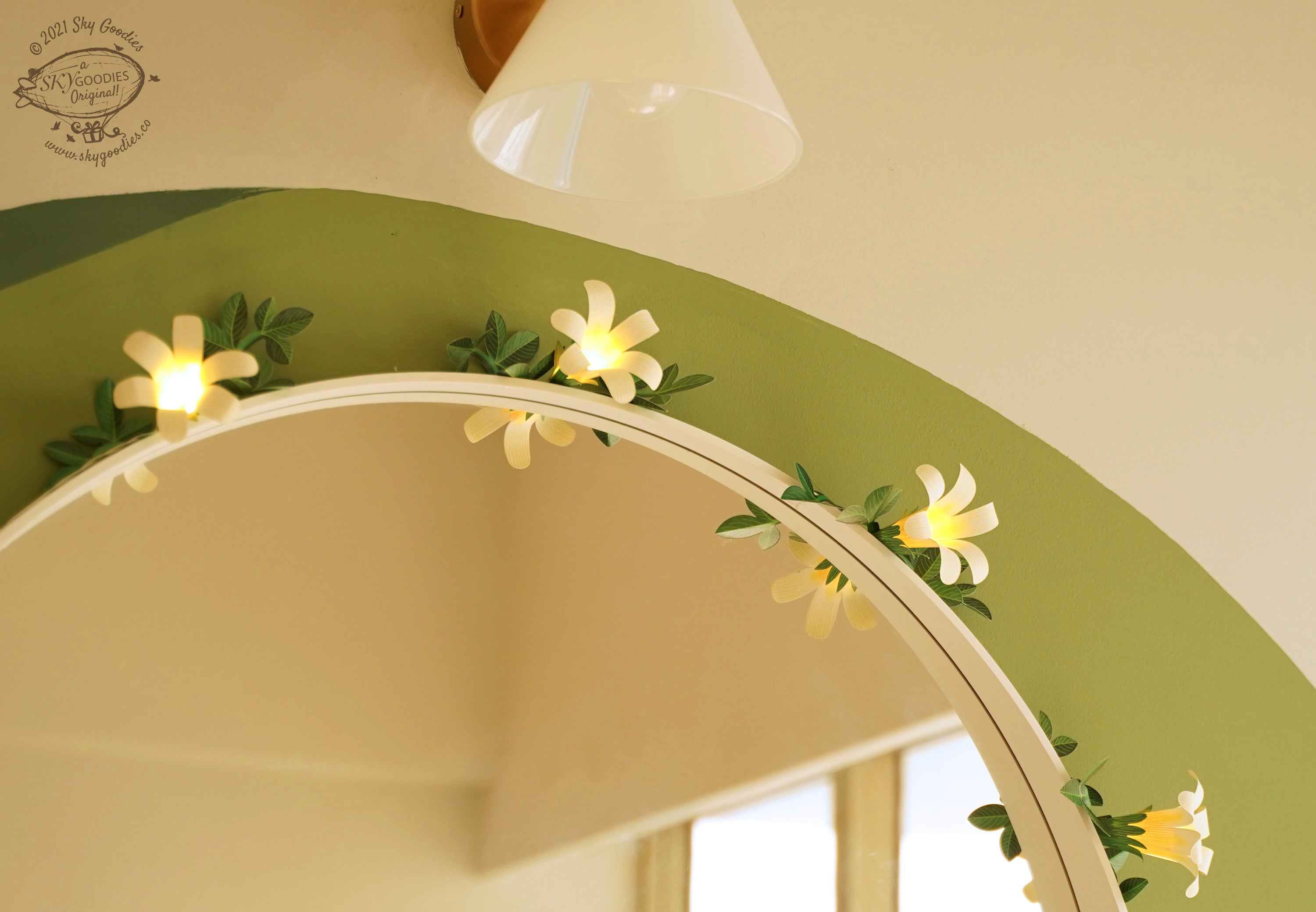 White Paper Flower Fairy Lights (12 flowers)