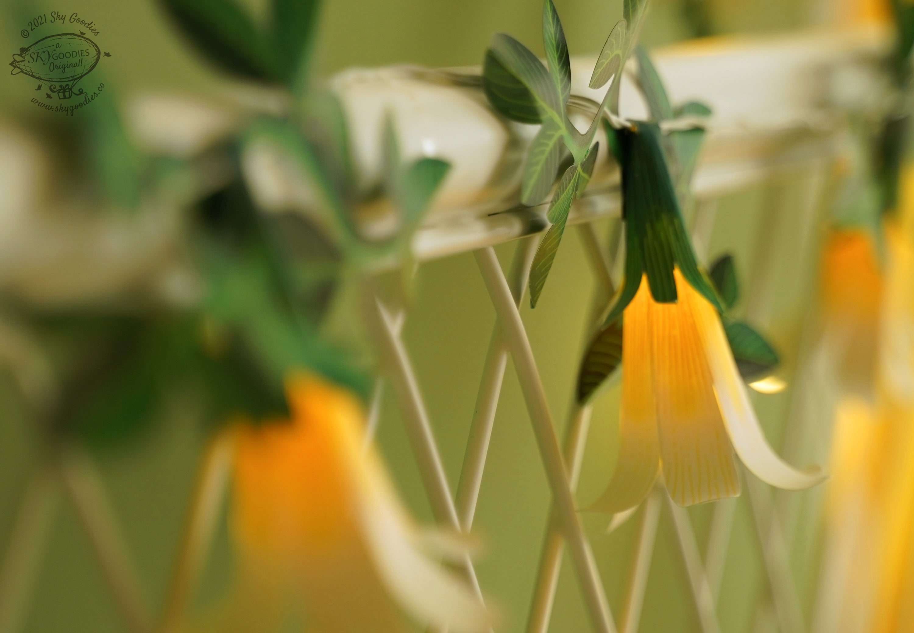 White Paper Flower Fairy Lights (12 flowers)