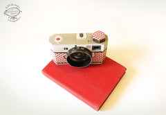 Realistic Black Camera Photo Frame DIY Paper Craft Kit
